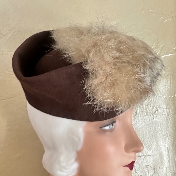 DASHING 1940s\' BROWN FELT \